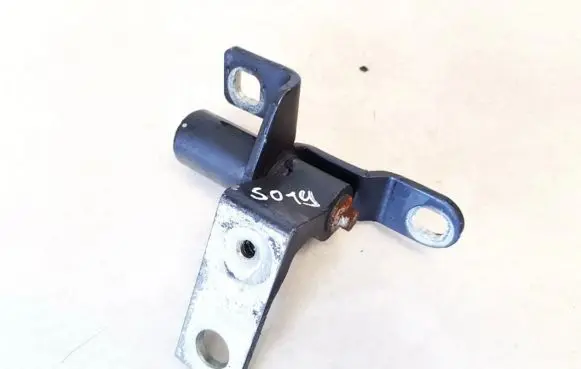 Ford Galaxy Rear door lower hinge a046575