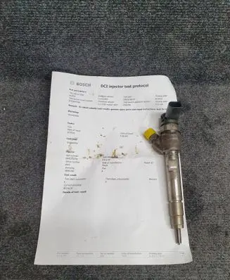 BMW 5 G30 G31 Fuel injector 8514148