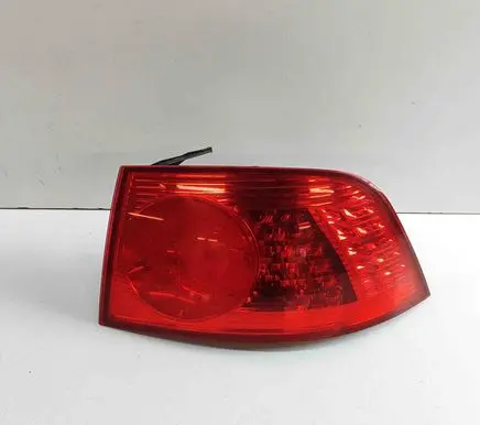 Volkswagen Phaeton Rear/tail lights 3D0945096B