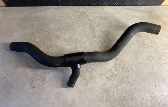 Volvo S40 Engine coolant pipe/hose 30637178