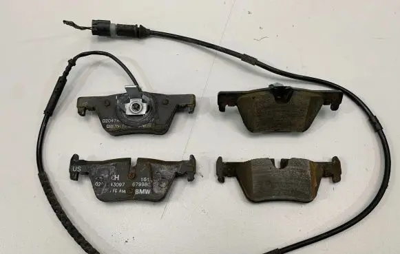 BMW 2 F22 F23 Brake pads (rear) 8855013