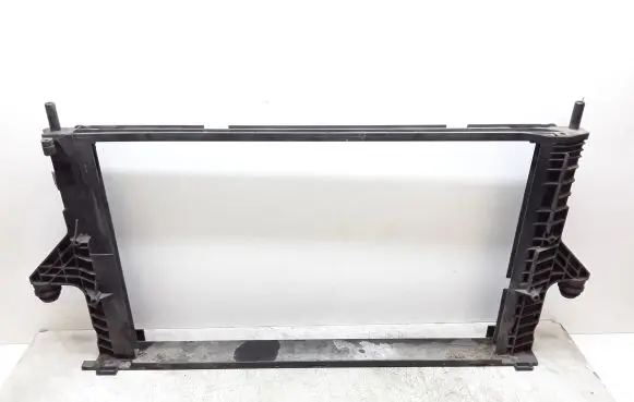 Radiator trim