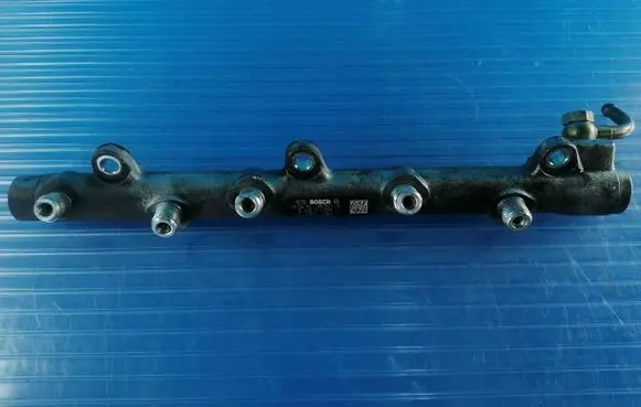 BMW 3 E46 Fuel main line pipe 0445214030 7787164