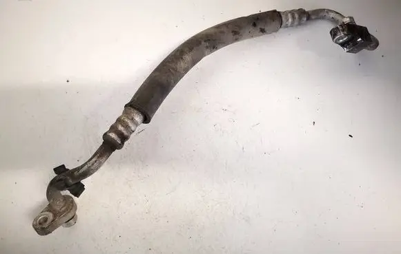 Nissan Primera Air conditioning (A/C) pipe/hose 