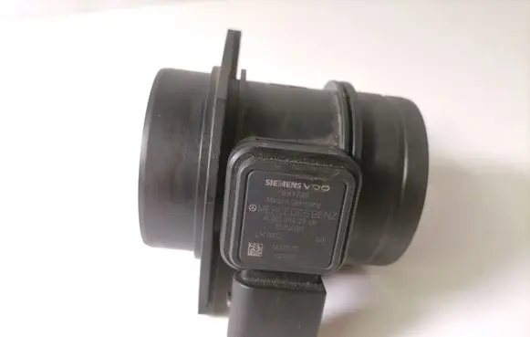 Mercedes-Benz A W169 Mass air flow meter A0000942948