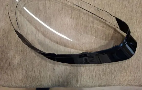 Porsche Cayenne (92A) Headlight lense 
