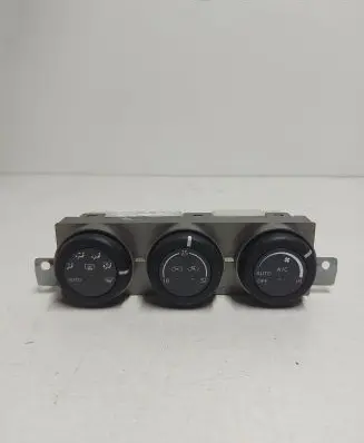 Nissan X-Trail T30 Climate control unit A0200018A04002 C4Z13