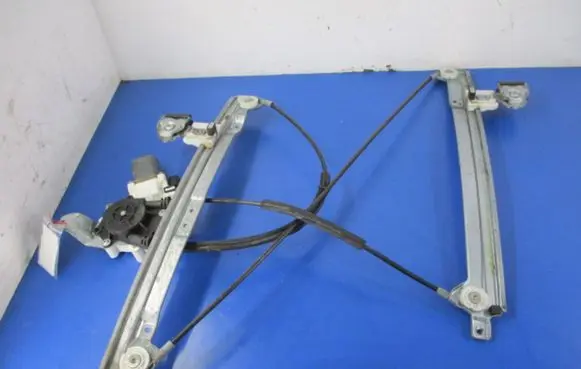 Smart ForFour I Front door window regulator with motor