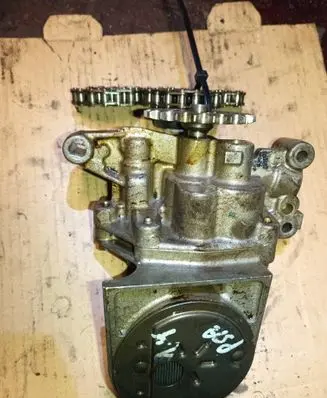 Peugeot 206 Oil pump 9648465280 9431256021