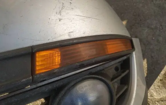 Volkswagen PASSAT B6 Front indicator light 
