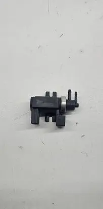 Volkswagen PASSAT B6 Turbo solenoid valve 8E0906628 72290309 03T032
