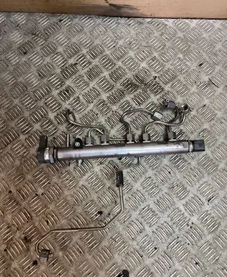 BMW 5 G30 G31 Fuel main line pipe 0445214278
