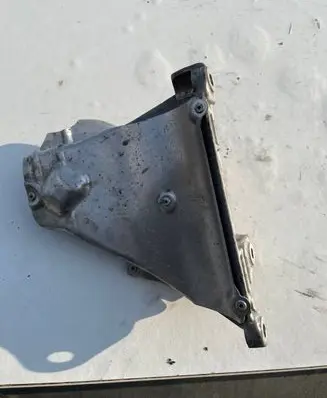 BMW X5 E70 Engine mounting bracket 6790022 58091210 AC42100