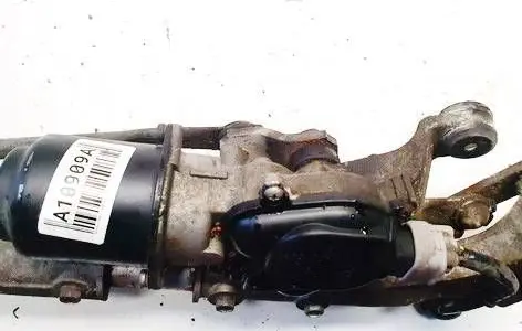 Subaru Legacy Wiper motor 8318 32214