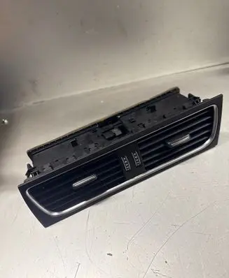 Audi A5 Sportback 8TA Dash center air vent grill 8T2820951D