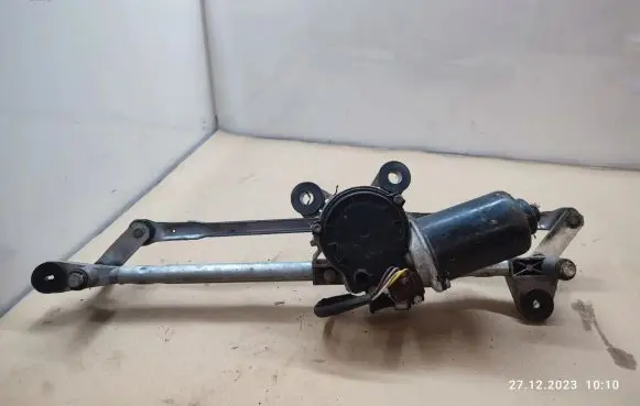 Opel Vectra C Front wiper linkage and motor