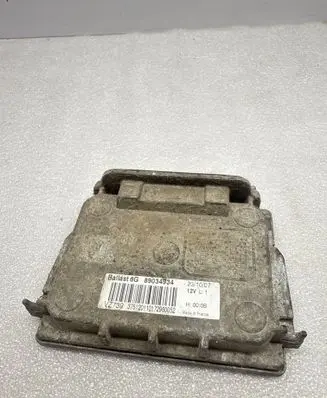 BMW 1 E81 E87 Headlight ballast module Xenon 89034934 V7739 3751201101