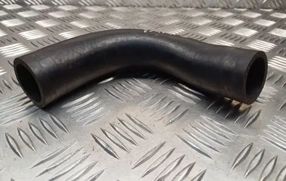 Toyota Yaris Engine coolant pipe/hose