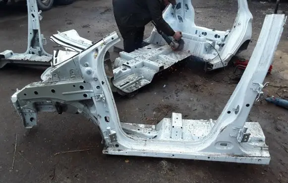 Renault Zoe Front quarter panel 641011858R