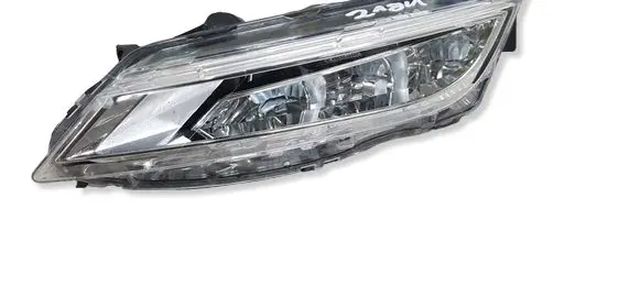 Seat Leon (5F) Front fog light 1ND01299602 5F0941702C 1ND2211