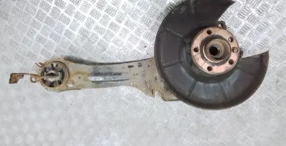 Volvo V70 Rear wheel hub 6G915A969