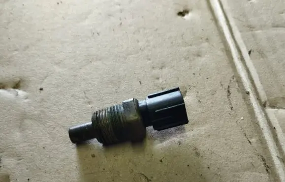 Jeep Grand Cherokee (WK) Coolant temperature sensor 