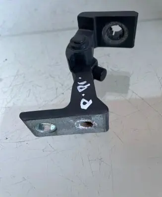 Audi A4 S4 B8 8K Front door upper hinge 8K0831402E