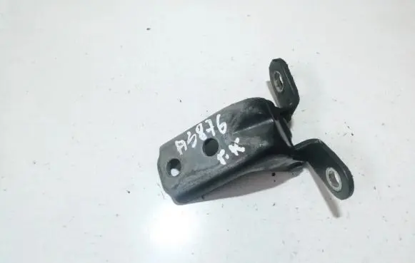 Hyundai Santa Fe Front door upper hinge