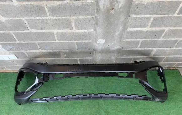 Volkswagen T-Roc Front bumper 2GA807217AS