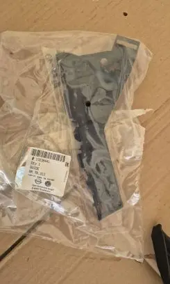 Opel Insignia A Headlight/headlamp mounting bracket 13238441