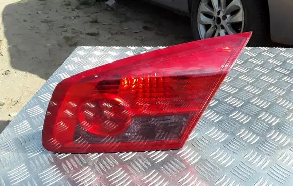 Renault Vel Satis Tailgate rear/tail lights 8200014363