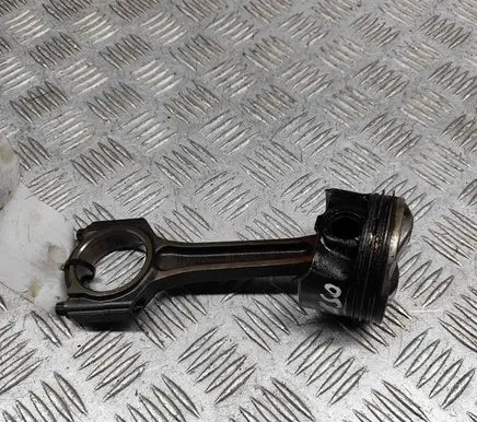 Ford Focus Piston 1699376