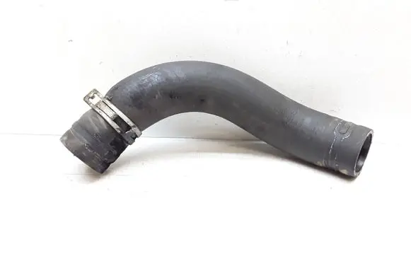 Volvo V60 Engine coolant pipe/hose
