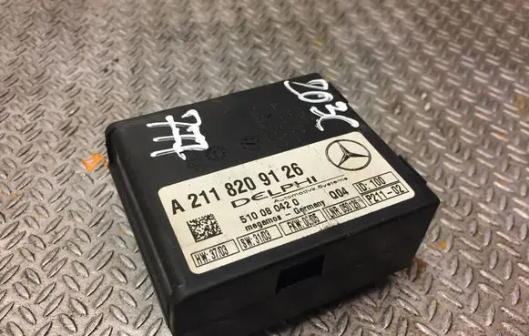 Mercedes-Benz C W203 Alarm control unit/module A2118209126 2118209126