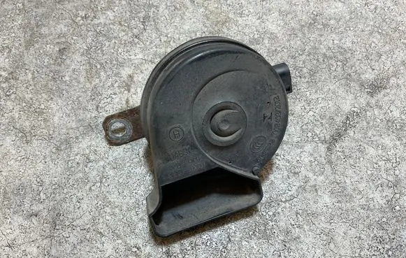 Skoda Octavia Mk3 (5E) Horn signal 5Q0957223B E355307 0055307