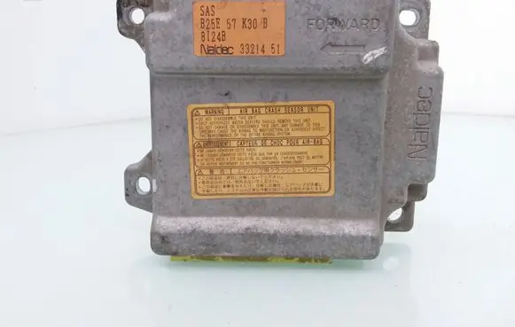 Mazda 323 F Airbag control unit/module B25E57K30B 3321451 8I24B