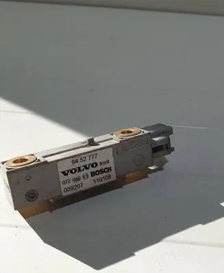 Volvo S60 Airbag deployment crash/impact sensor 9452777 009207 110108