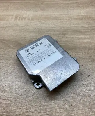 Skoda Fabia Mk1 (6Y) Airbag control unit/module 6Q0909605H