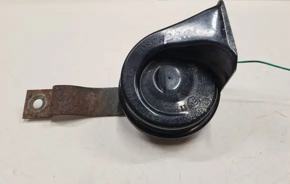 Nissan Primera Horn signal 703881157 011157
