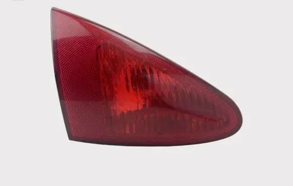 Alfa Romeo 147 Tailgate rear/tail lights 46556346