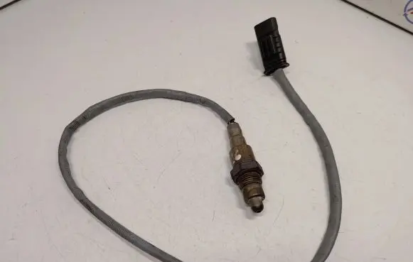 BMW 7 G11 G12 Lambda probe sensor 8650475 11788650475 0258030196