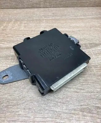 Toyota Prius (XW20) Keyless (KESSY) go control unit/module 8999047020 2325000072