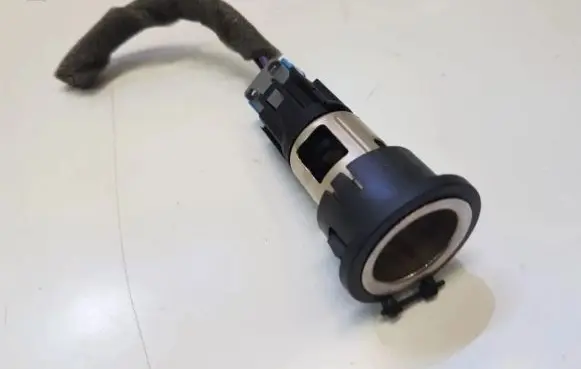 Renault Kadjar 12 V Socket (front) 