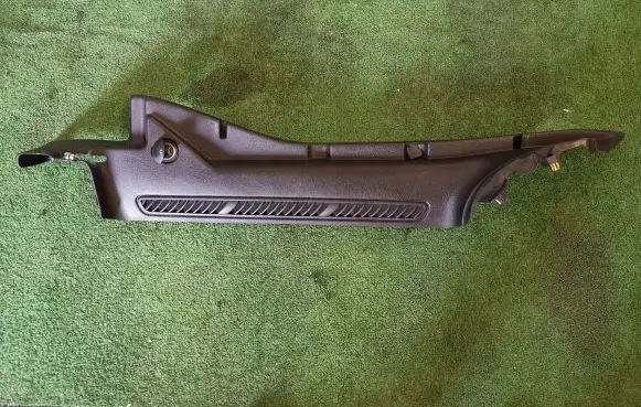 Peugeot 307 Parcel shelf load cover mount bracket 9638934877
