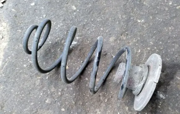 Opel Astra G Rear coil spring