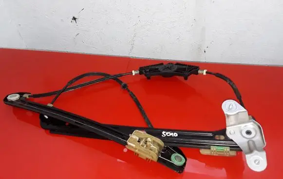 Volkswagen Golf VII Front window lifting mechanism without motor 5G4837462H C03533105