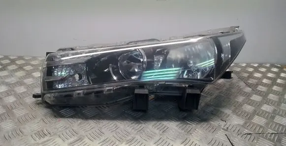 Toyota Corolla E160 E170 Headlight/headlamp 8115002E7100