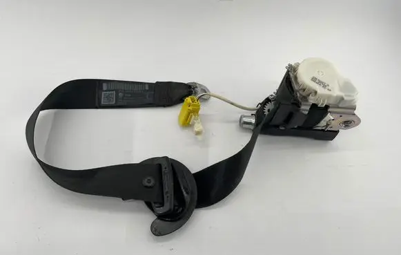 Volkswagen PASSAT CC Front seatbelt 3C1857706F 34052238 YD41915308X