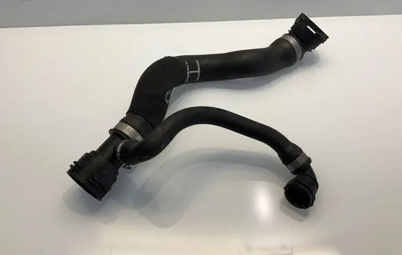 BMW X5 G05 Engine coolant pipe/hose 9894783 1712 22322910