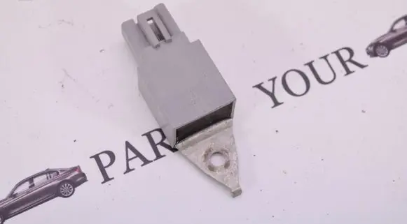 Toyota Prius (XW20) Aerial antenna filter 9098004174